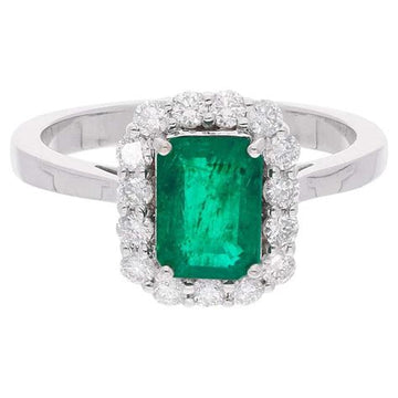 Colombian Emerald Engagement Ring: Meaning, Care & Styling Tips - Prestige Stones