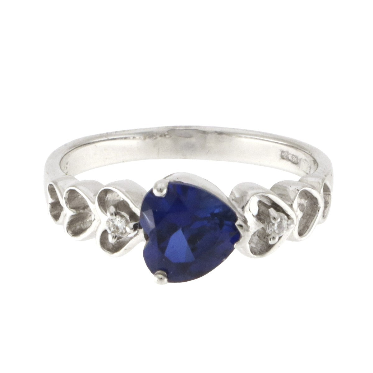 925 Sterling Silver Heart CZ Ring - A119071