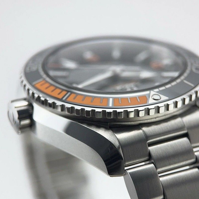 Omega Seamaster Planet Ocean Stainless Steel Black Dial Automatic Diver's 215.30.44.21.01.002 600M Men's Watch