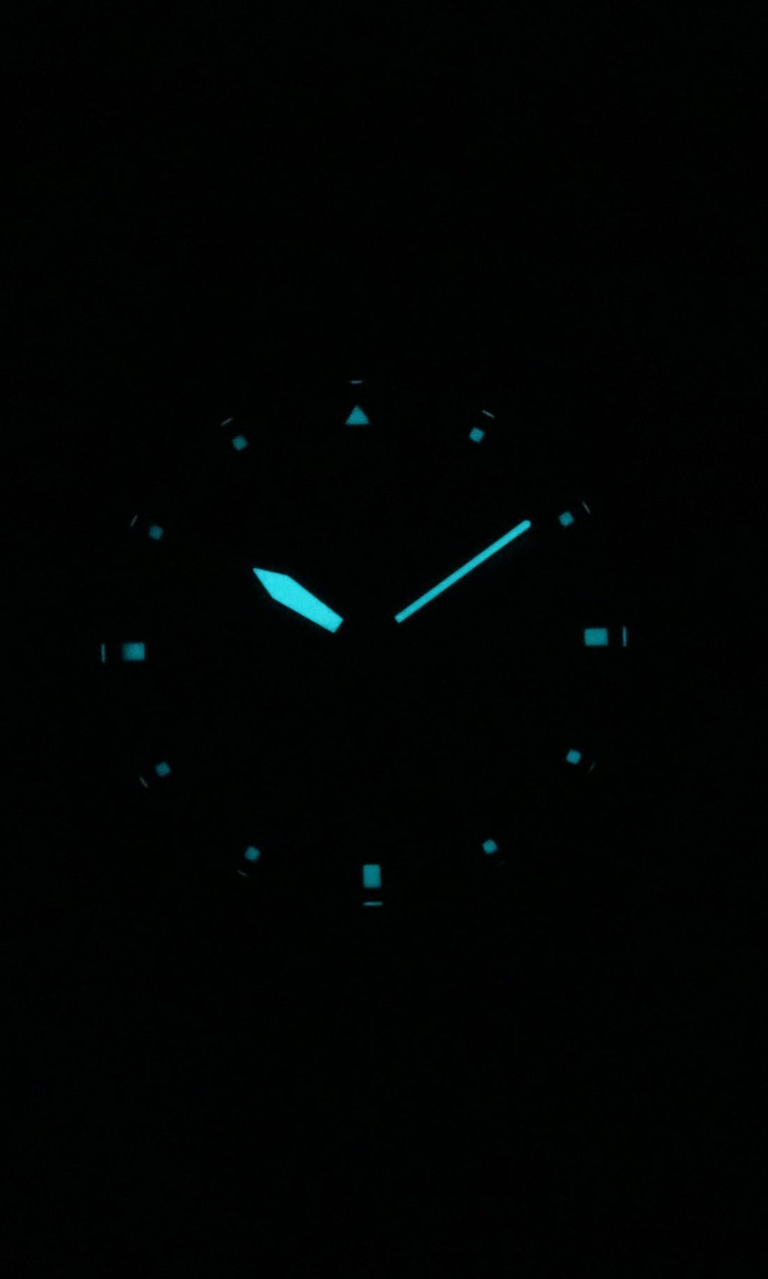 Citizen Eco-Drive Green Nylon Strap Black Dial AW1575-08E 100M Men's Watch