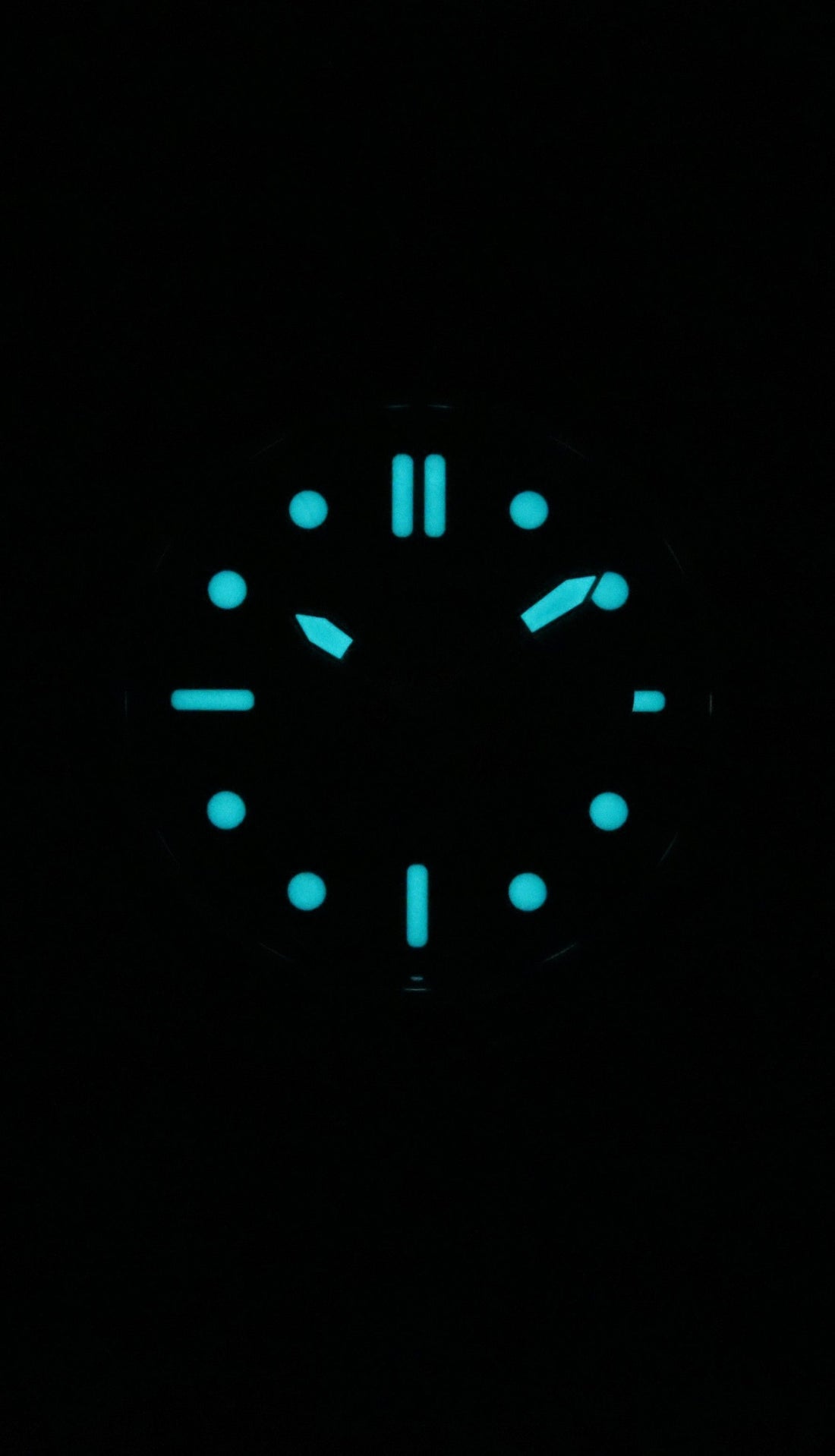 Citizen Marine Eco-Drive Stainless Steel Green Dial AW1811-82X 100M Men's Watch