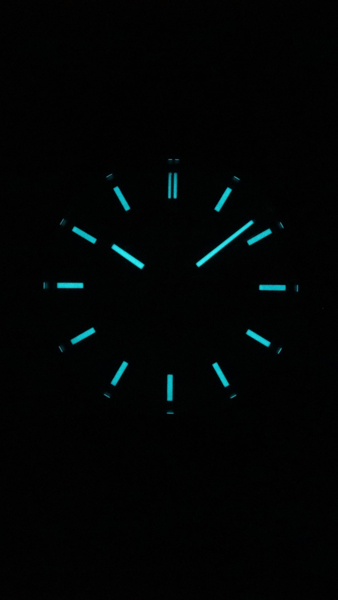 Bauhaus Aviation Chronograph Titanium Green Dial Quartz 2880M4 100M Men's Watch