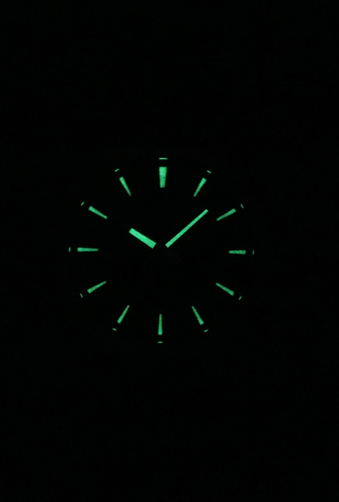 Casio Edifice Sapphire Crystal Analog Stainless Steel Green Dial Quartz EFR-S108D-3A 100M Men's Watch