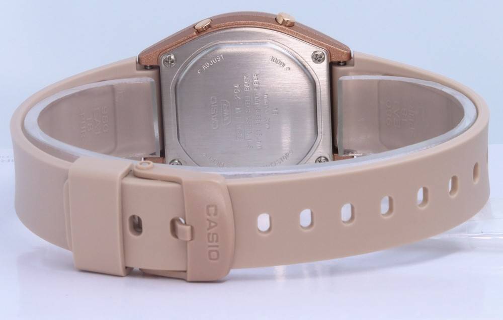 Casio Youth Digital Quartz LW-204-4A LW-204-4 Women's Watch