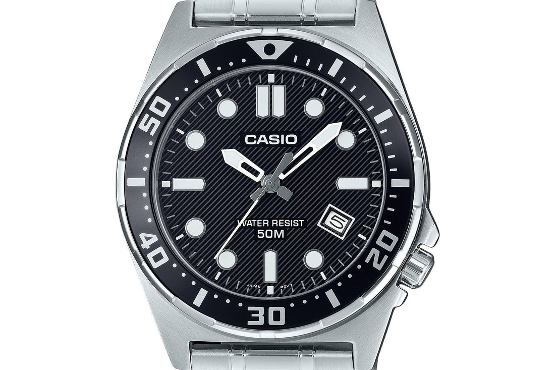 Casio Standard Analog Stainless Steel Black Dial Quartz MTD-135D-1AV Men's Watch
