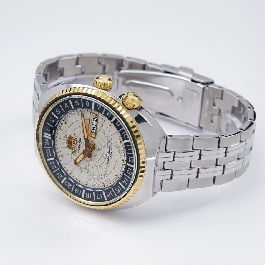 Orient World Map Revival Stainless Steel Automatic Diver's RA-AA0E01S19B 200M Men's Watch