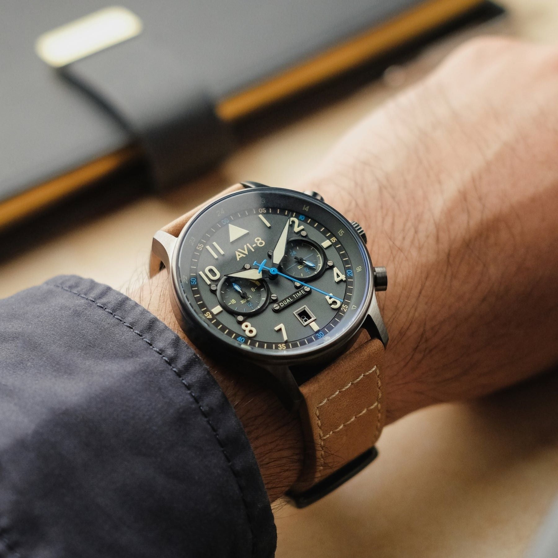 AVI - 8 Hawker Hurricane Carey Dual Time Orissa Grey Dial Quartz AV - 4088 - 04 Men's Watch - Prestige Stones