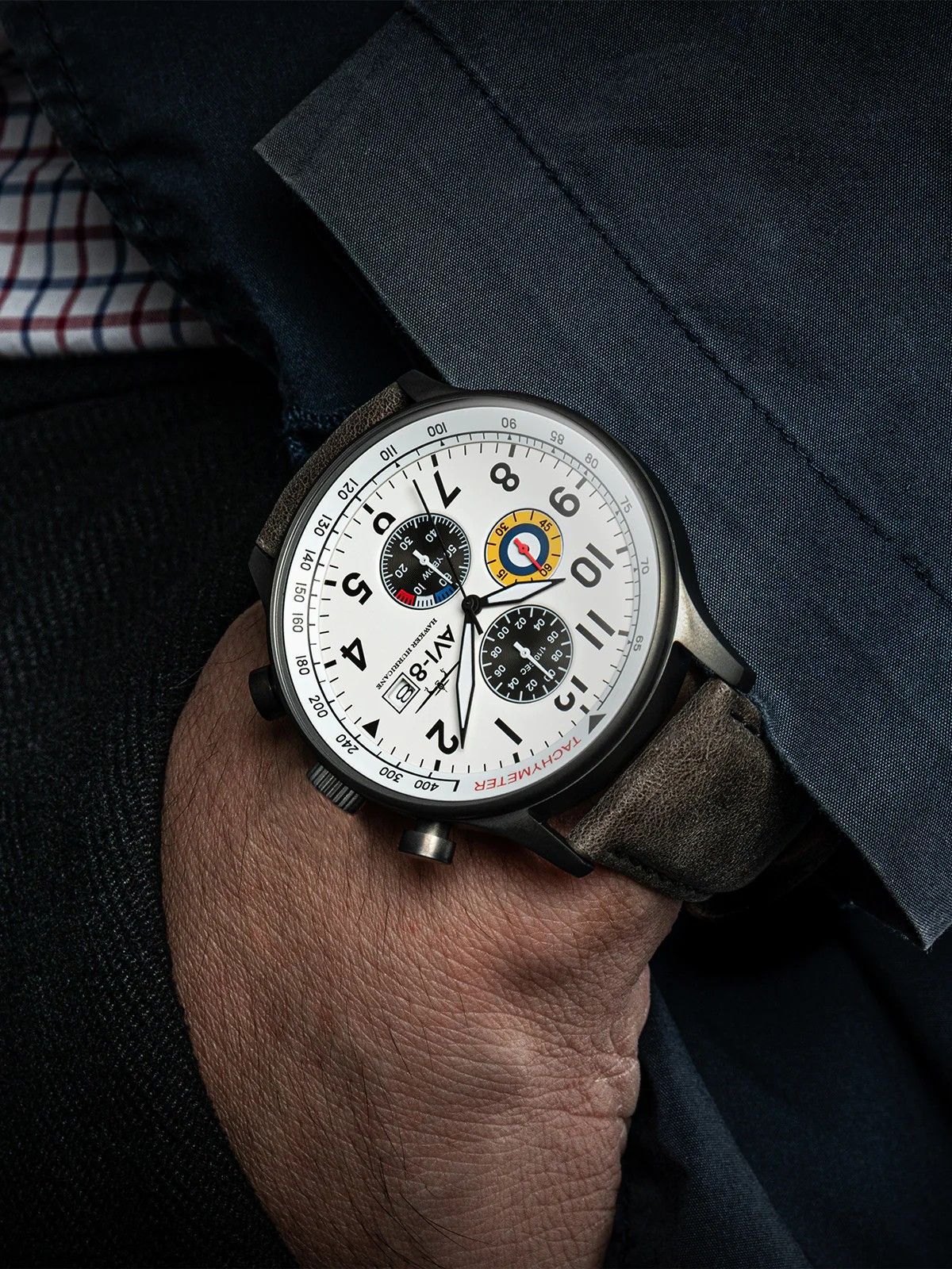 AVI - 8 Hawker Hurricane Classic Chronograph Ivory Grayscale White Dial Quartz AV - 4011 - 0B Men's Watch - Prestige Stones
