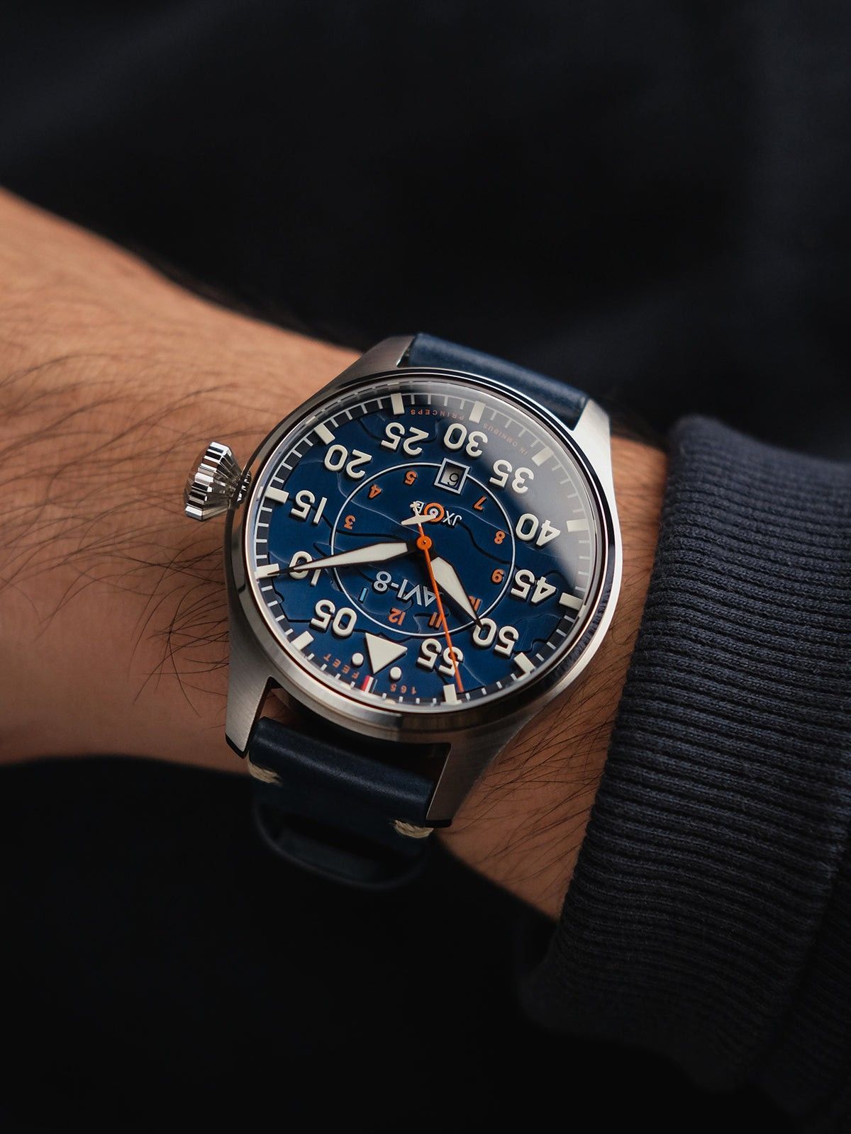 AVI - 8 Hawker Hurricane Clowes Acklington Automatic AV - 4097 - 02 Men's Watch - Prestige Stones