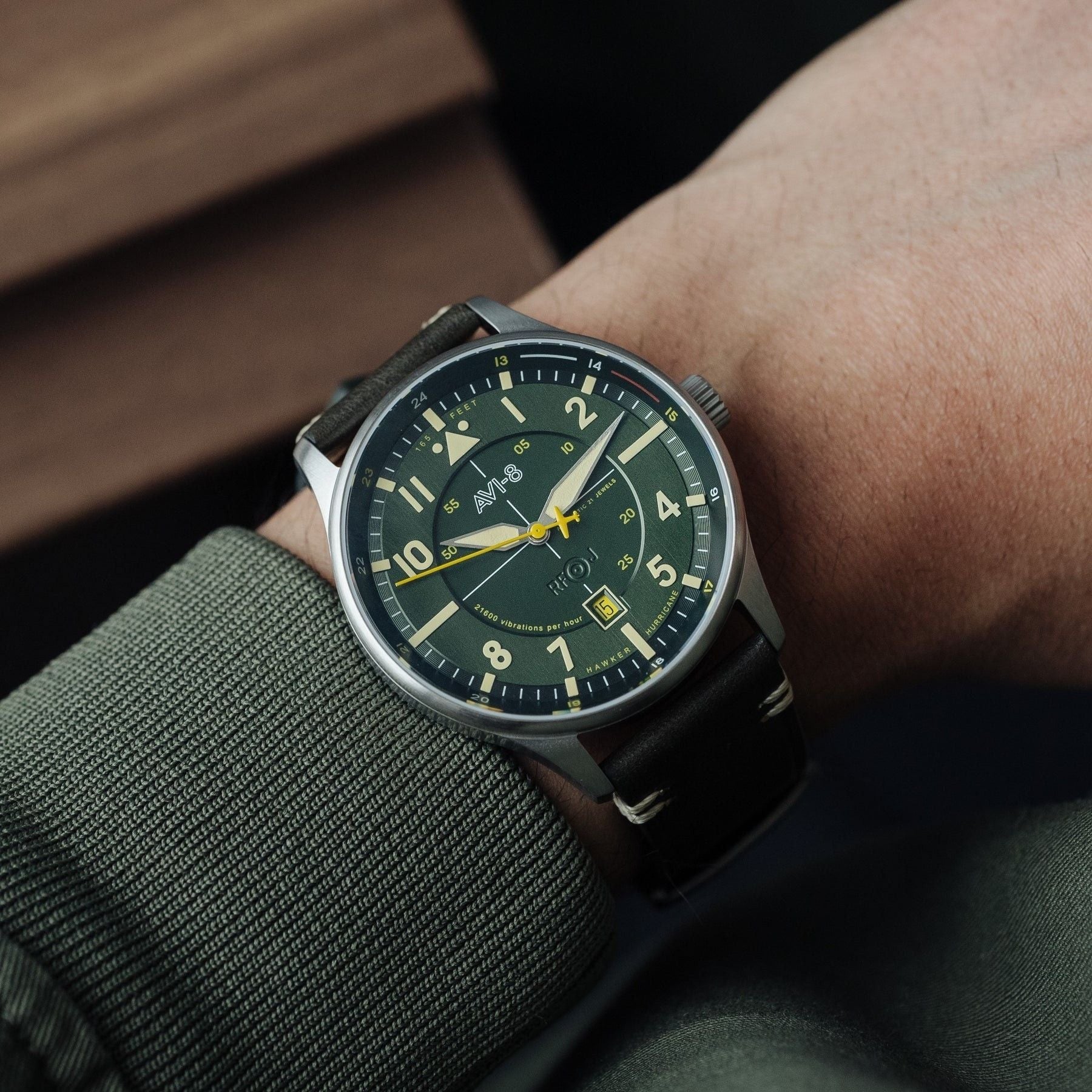 AVI - 8 Hawker Hurricane Kent Automatic Hampshire Leather Strap Green Dial AV - 4094 - 03 Men's Watch - Prestige Stones