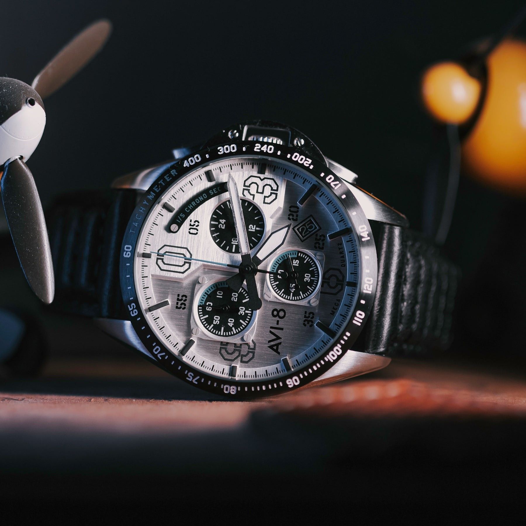 AVI - 8 P - 51 Mustang Command Pilot Blakeslee Chronograph Quartz AV - 4077 - 01 Men's Watch - Prestige Stones