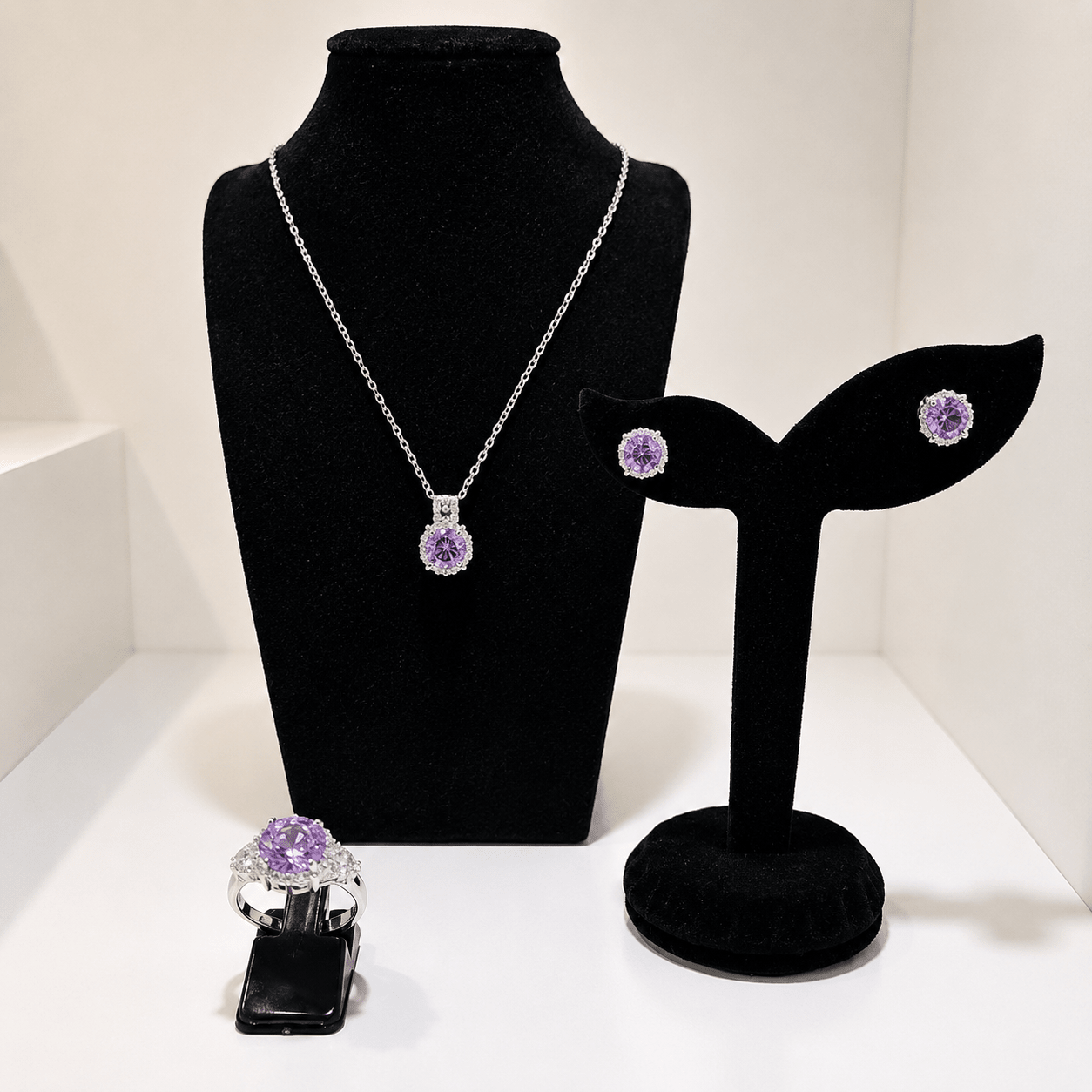 Lavender Blossom Halo Jewellery Set - Prestige Stones
