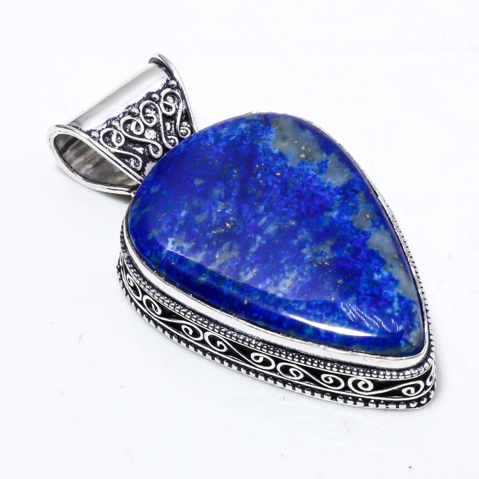 Handcrafted 925 silver pendant with natural lapis lazuli gemstone – ethnic-inspired design, 2.15-inch length