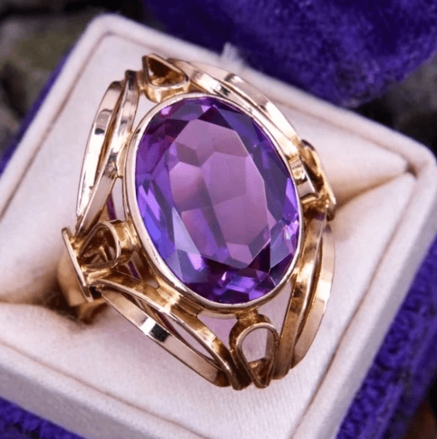 18K gold plated look ring with a vibrant purple crystal – engagement and wedding accessory