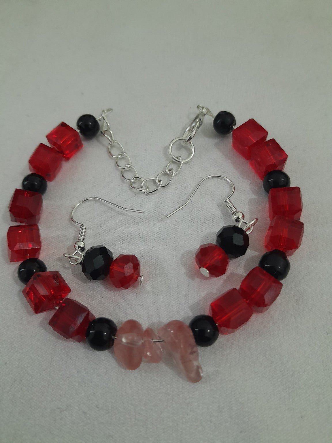 Red & Black Beaded Bracelet and Earring Set - Prestige Stones