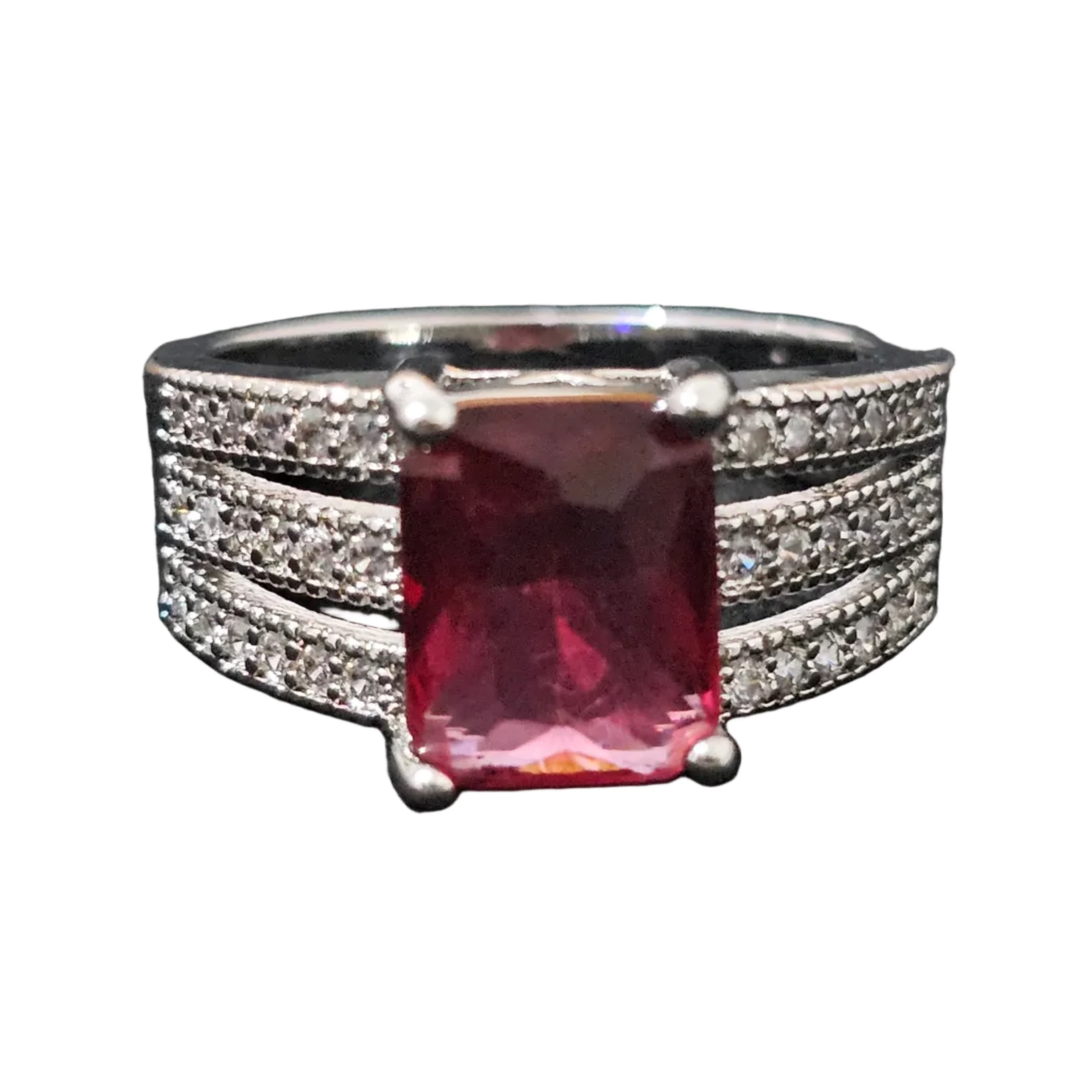 Red gemstone ring with white zircon accents and 18K white gold plating – fixed size Q, elegant and versatile for daily or special occasions
