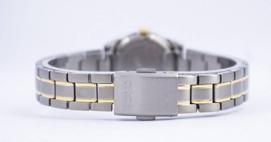 Refurbished Seiko Sapphire Titanium Quartz 100M SXA115 SXA115P1 SXA115P Women's Watch - Prestige Stones