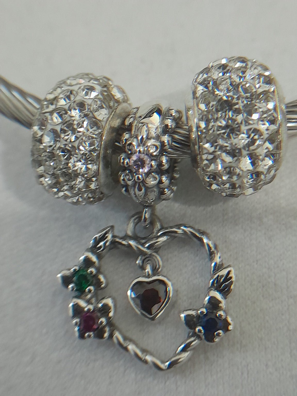 Silver - Tone Cable Bangle with Multicolour Heart Wreath Charm - Prestige Stones