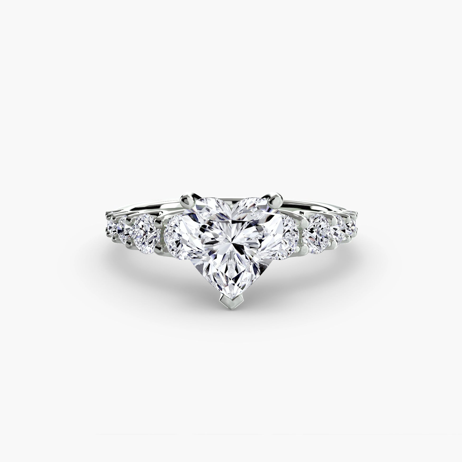 The Graduated Accent Ring - Prestige Stones