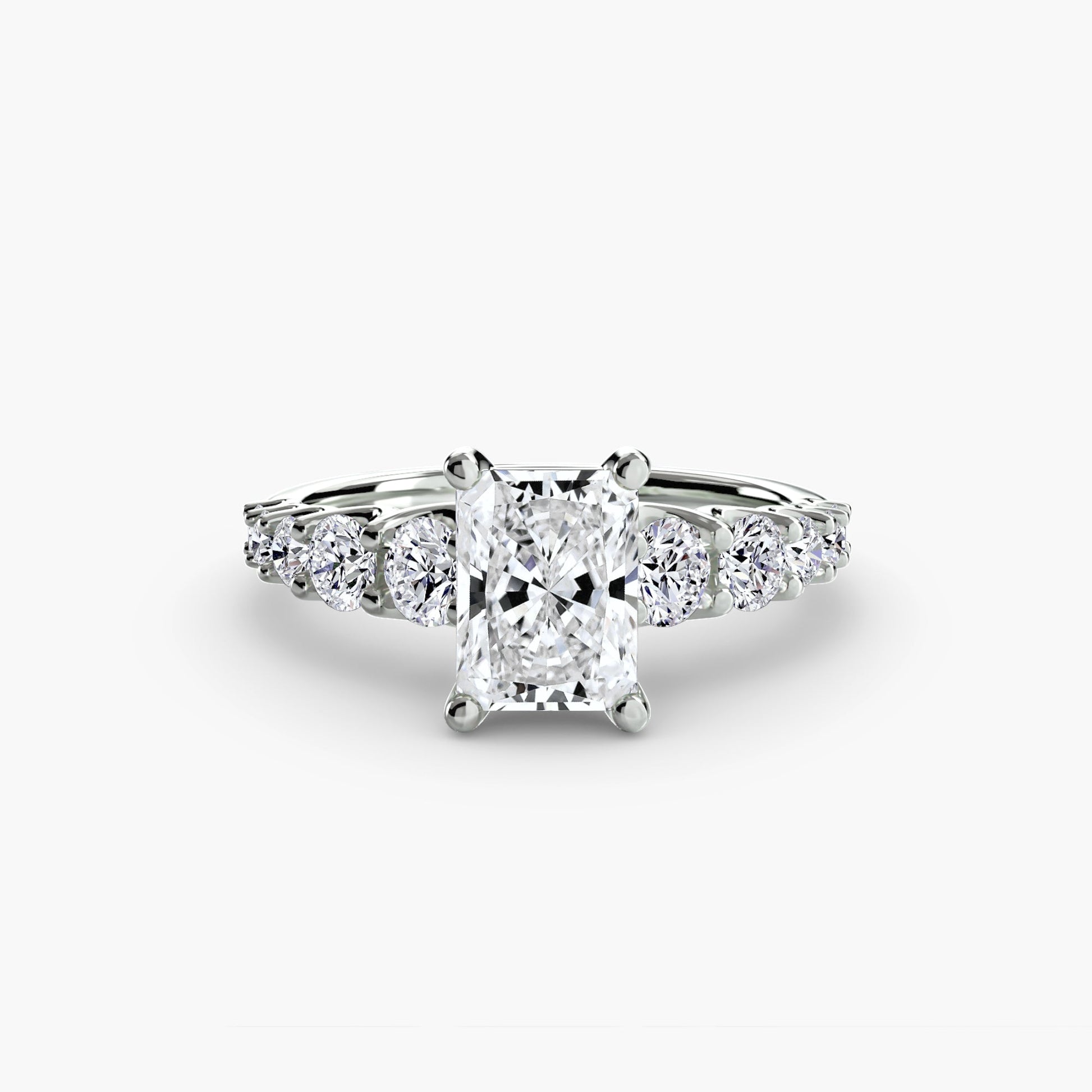 The Graduated Accent Ring - Prestige Stones